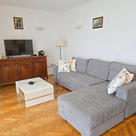 Apartment Huanita Promajna Extérieur photo